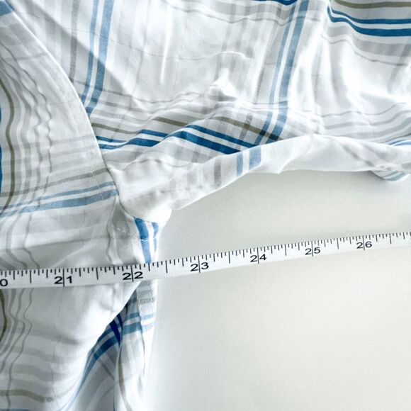 Quiksilver Mens Button Down Shirt Short Sleeve Casual Plaid Blue Gray XL - Picture 6 of 7